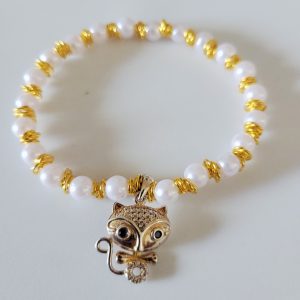 Vintage - Cat White Bead Stretch Bracelet