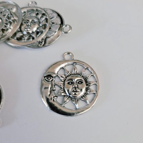 Closeout - Moon And Sun Medallion Charms (12)